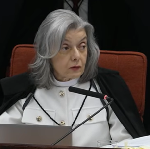 Em contraponto a Fux, Cármen Lúcia diz que 8/1 'não foi um acontecimento banal'
